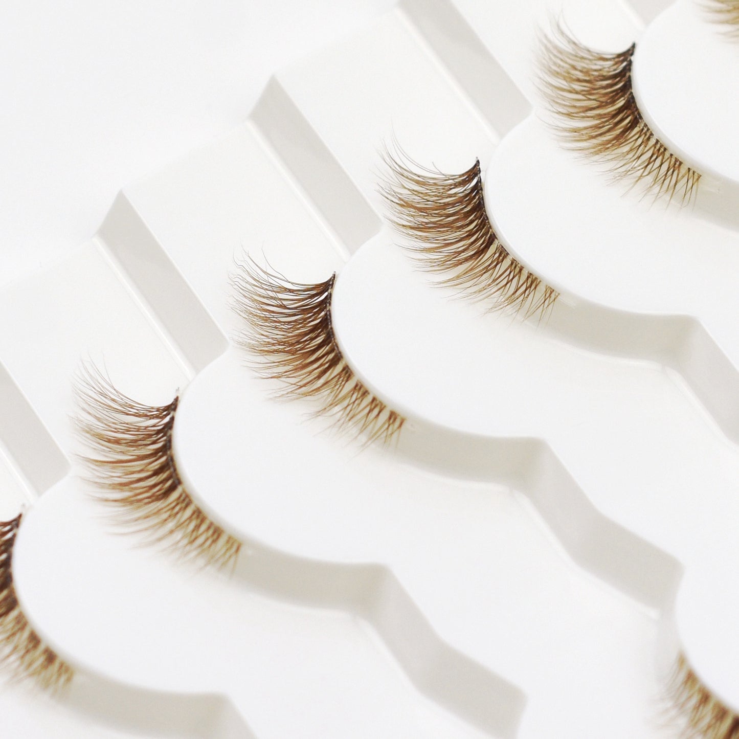 Half Lashes - 318A Brown -Cat Eye - 1.3cm